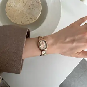 KOOLEY - Jam Tangan Retro Berkelas Mewah Oval Doukou Motif Angka Stainless Steel Watches