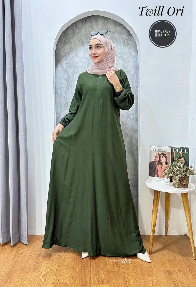 Product Introduction of gamis polos twil ori dress panjang busui tali samping Muslim Twill Kancing Cantik Karet Wudhu Kain Lembut Tebal Kerah Motif Wanita Rayon Katun Mewah Baju Maxi 5