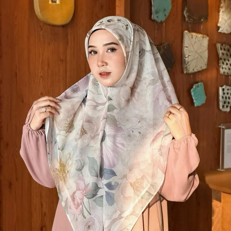 Paris Japan Printing Hijab dengan Warna Black Soft Yellow Nude Blue ...