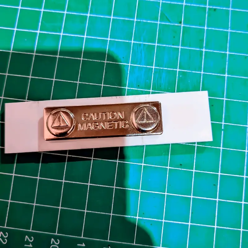 Name Tag Akrilik Resin Peniti & Magnet Custom 3