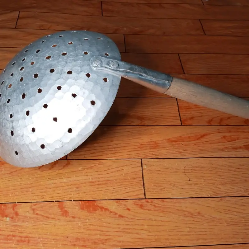 Serok aringan minyak Bahan Alumuniun diamaeter 21 cm Kitchenware Saringan 2