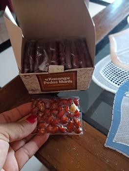 Product Review of SNS - 1 Dus (12pcs) Kemasan baru - Kacang Pedas Manis Camilan Jadul Enak Food Snacks Goreng Cemilan Makanan Jajanan from I**l 2
