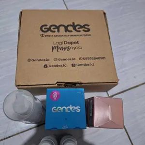 [ BUY 2 GET 1 ] Bundling Gendes Feminine Hygiene Foam & Spray Free Spray Hazelnut | Perawatan Area Kewanitaan  | Membantu Mengurangi Keputihan | Membantu Menghilangkan Aroma Tidak Sedap Pada Area Kewanitaan