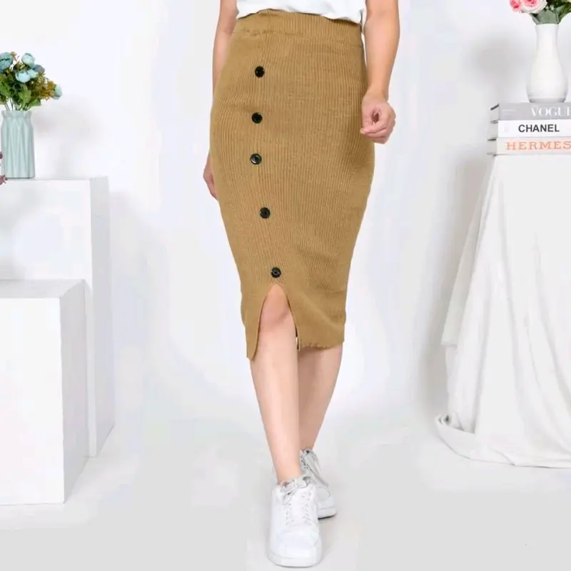 Rok rajut belah 7/8 variasi kancing melar/rok span casual wanita Korea style nyaman 4
