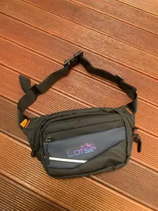 Lotse Bara Tas Selempang Pria Anti air tahan hujan dan debu dengan design stylish melindungi barang berharga anda