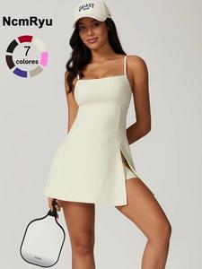 Vestido de tenis deportivo para mujer 2 en 1 con dobladillo abierto, vestido deportivo de pickleball con tirantes ajustables y recorte, ropa deportiva para mujer para tenis, yoga y ciclismo