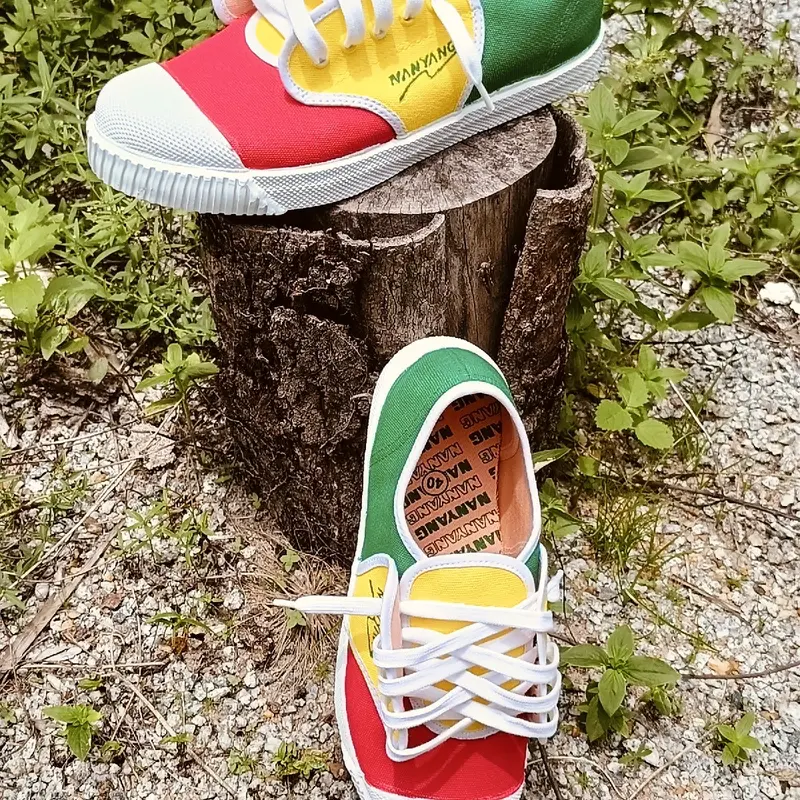 KASUT SEPAKTAKRAW NANYANG HIJAU MERAH KUNING NANYANG SEPAKTAKRAW