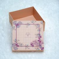 Gambar Veselka Exclusive Packaging Hard Box Mukena Hampers Special Gift Mewah Mahar Seserahan muslim tasbih sajadah motif Cewek - -, - dari Veselka ID Kab. Bogor 3 Tokopedia