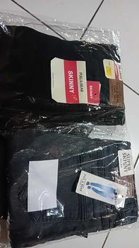 Product Review of PROMO BELI 1 GRATIS 1 Celana jeans pria sobek lutut panjang skinny ripped softjeans from a**e 1