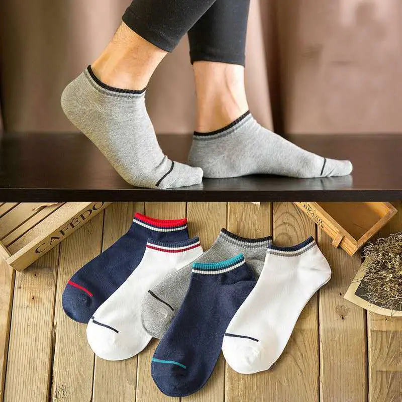 Kaos Kaki Olahraga Pendek Semata Kaki Fashion Lis / Kaus Kaki Sport Modis Bear Short Ankle Cute Socks / Kaos Kaki Motif Polos Sporty Sock Unisex