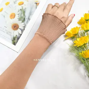 Handsock Ruffle Plisket