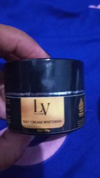 Product Review of (BPOM ) DAY CREAM GLOWING spf50++ from A**a 2