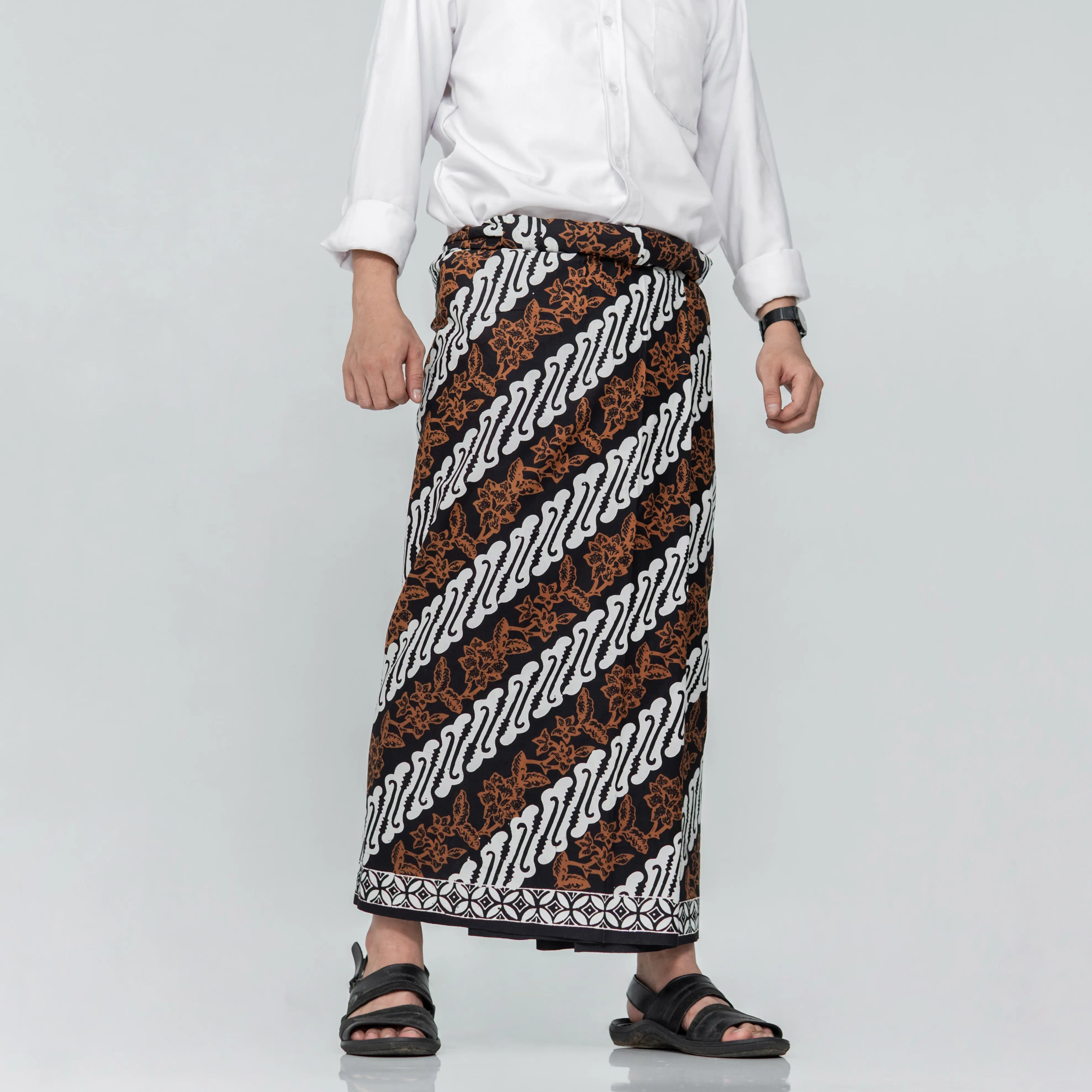 Sarung Batik Cap Otentik [Kain KATUN PRIMIS] - Merk Hum Santri Muslim Pria Wanita Dewasa Remaja Lembut Nyaman Motif Pekalongan Hitam Putih Semi Rayon Bukan Printing