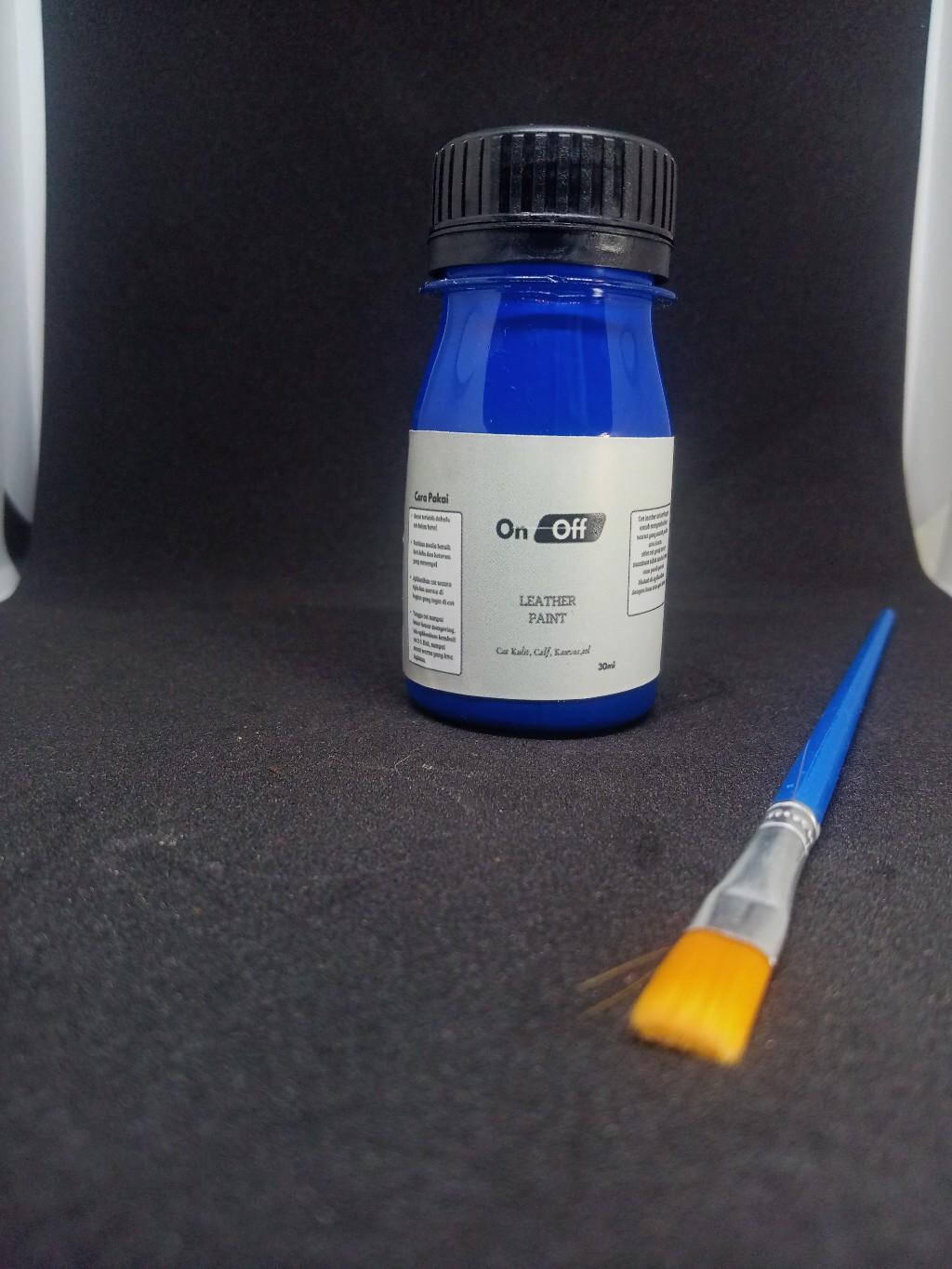 Cat Sepatu Kulit, Topi, Kaos, dan Lain-lain 30ml dengan Kuas Gratis