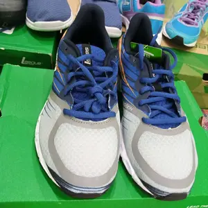 SEPATU OLAHRAGA LEGAS FIREFLY ukuran 42/insole26.5