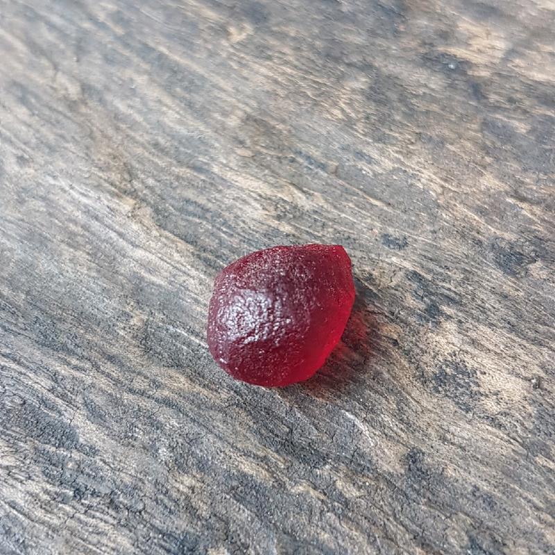Batu akik meteor warna merah model tetes air 6