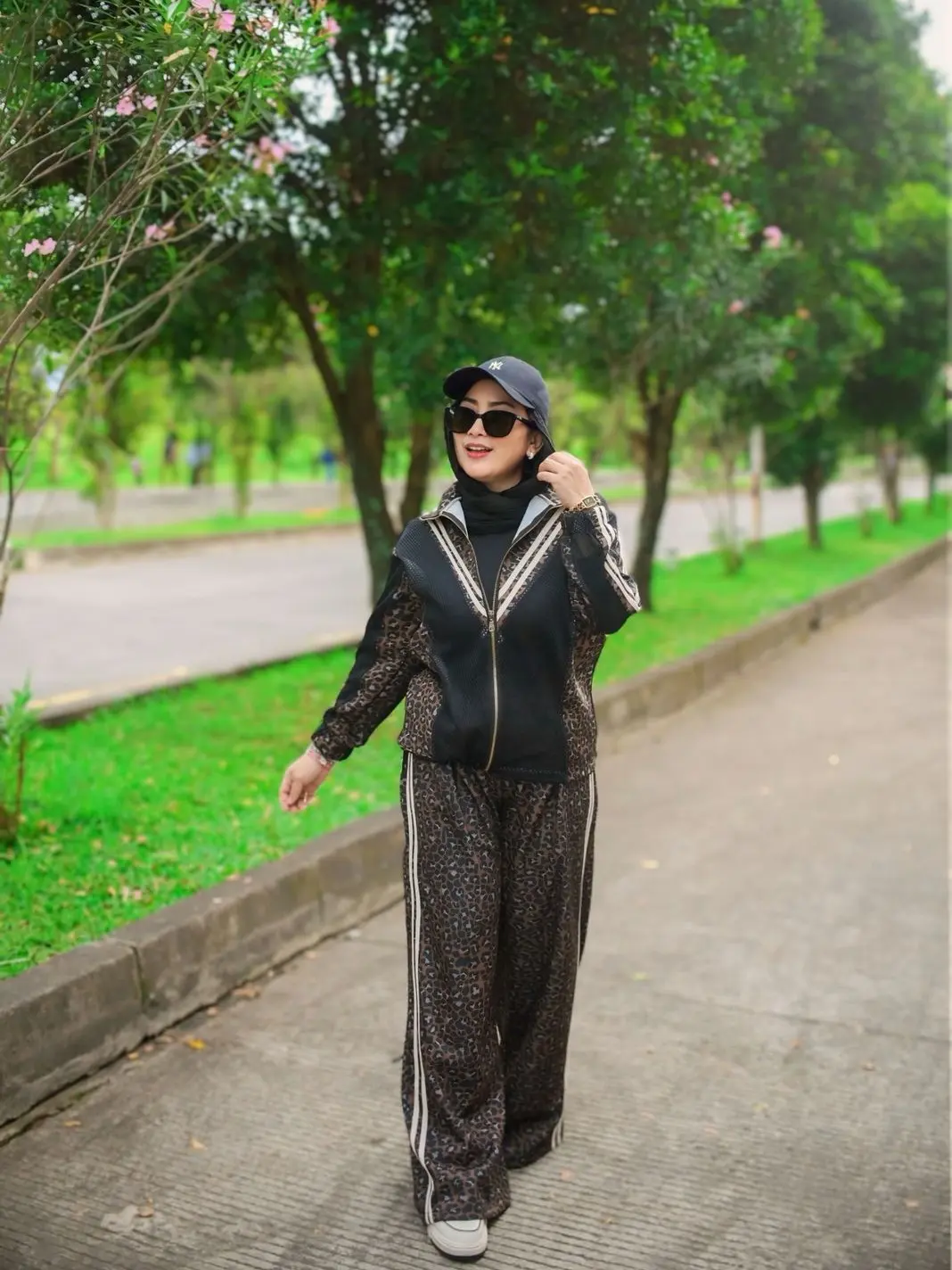 Oneset Allura by Numiaa Fashion I Oneset Sporty Scuba Printing Jala Allsize Oneset Allura by Numiaa Fashion I Oneset Sporty Scuba Printing Jala Allsize