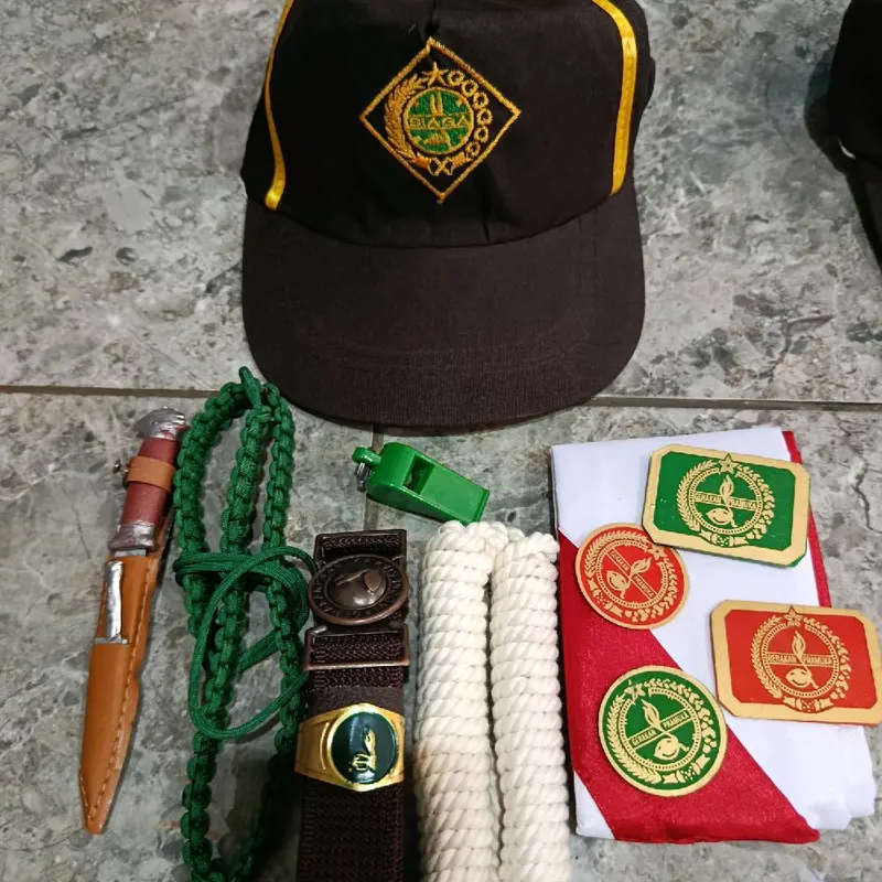 Set Pramuka Siaga Putra Putri / Alat Pramuka SD  Fashion Aksesoris Topi /Tali 3