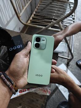 Product Review of vivo iQOO Z9x (12/256) Snapdragon 6 Gen 1 4nm (ANTUTU 570,456+), 6000 mAH, 1000 nits 120hz eye-care display, Dual Stereo Speaker] from H**G 2