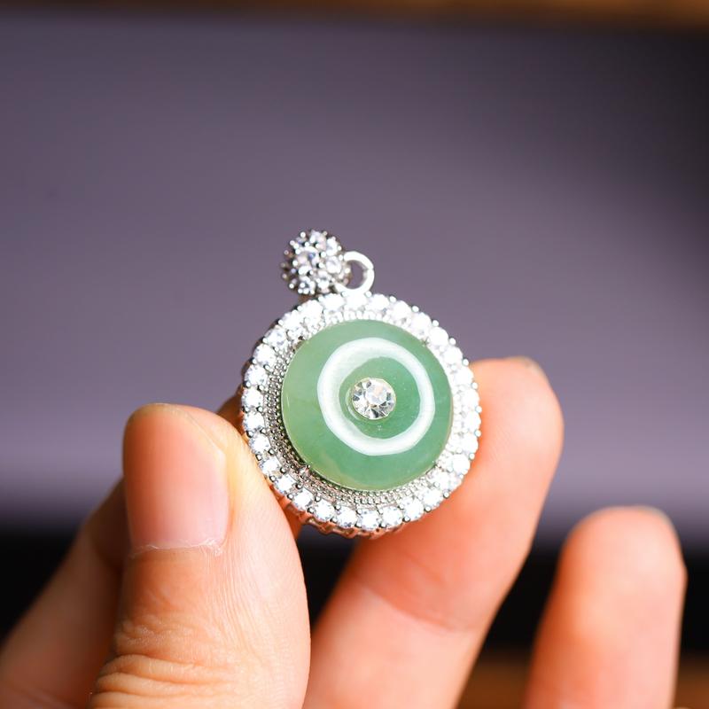 Product Introduction of Peace buckle pendant Jade pendant 0