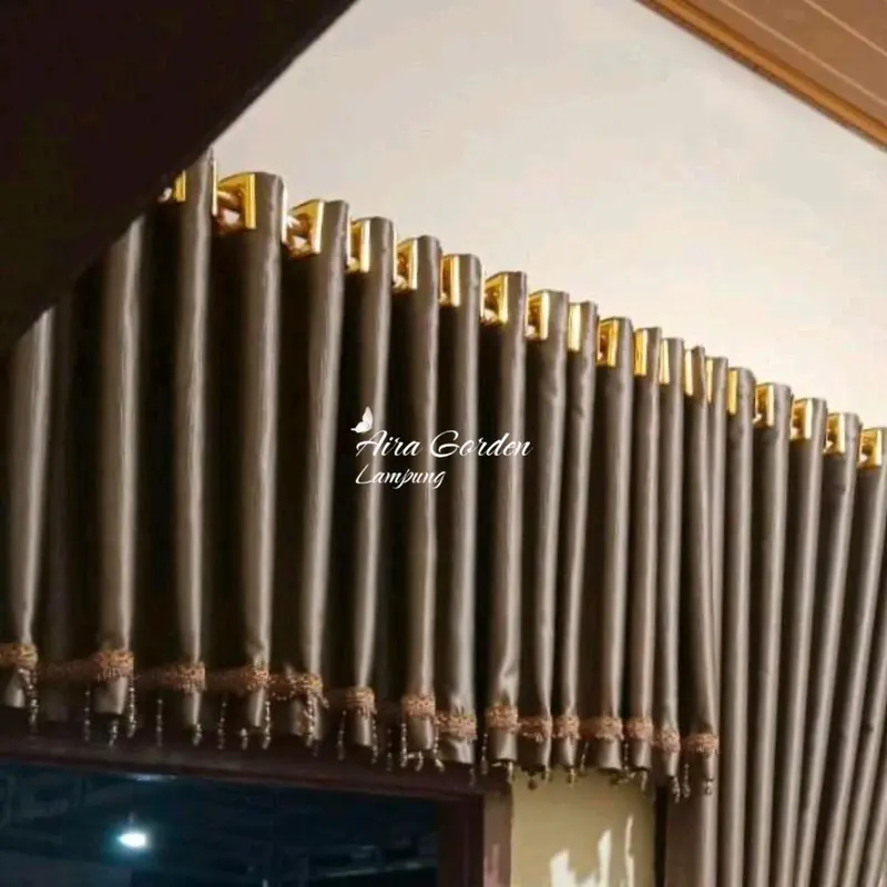 Poni Gelombang POLOS Dengan Renda 0