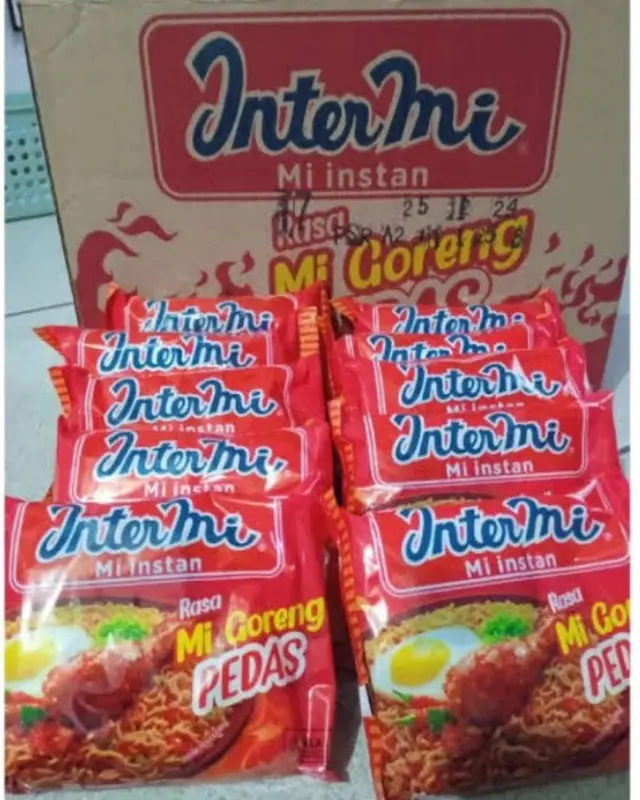 20 pcs mi intermi goreng dan pedas 1