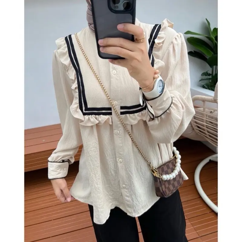 blouse ruffle list hitam kancing aktif/blouse wanita murah/ blouse korean style terbaru/ lengan balon/ kemeja wanita terbaru/ ootd wanita/ fashion wanita Crinkle Cantik Formal Nyaman Panjang 4