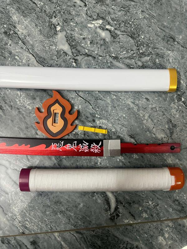 Mô hình an toàn [ hình chụp thật] animie vỏ nhựa lưỡi gỗ , đài 104cm Mô hình lắp ráp thủy trụ viêm trụ