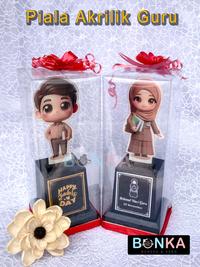 Gambar Piala Akrilik Guru Custom Nama Ucapan dan Foto Proses 1 Hari Jadi dari Bonekahandmadesukasuka Kab. Sukoharjo 5 Tokopedia