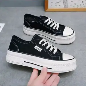 Sepatu Kasual Wanita ALUNA
