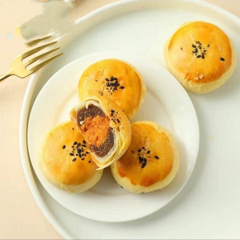 Mới về 1THÙNG 2KG 39 bánh BÁNH LIU NGÀN LỚP TRỨNG CHẢY vạn tượng 38-39cái date moi