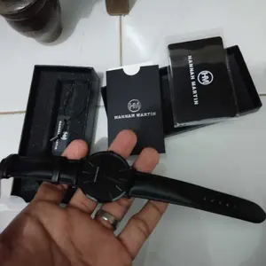 HANNAH MARTIN Jam Tangan Pria 100% Original Keren Sangat tipis Quartz COWOK Couple Kulit Anti Air Men Watch COD Laki Arloji Men Watch murah CH03 jarum stainless watches