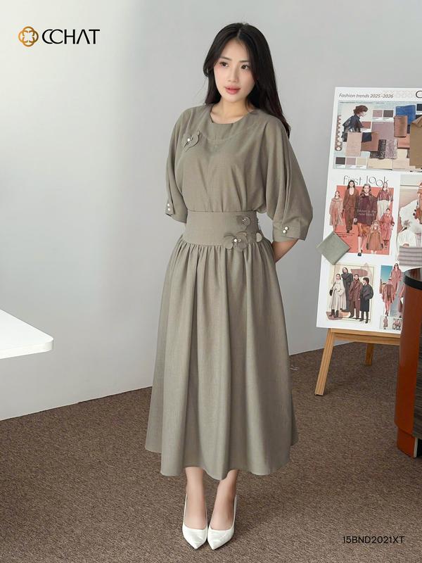 Bộ Đồ Nữ CCHAT Sian Áo Tay Lỡ Cài Khuy Chân Váy Xòe Cạp Bản To Đính Hoa Trang Trí Chất Đũi 15BND2021XT