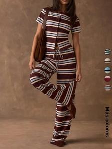 Conjunto de punto para mujer con rayas contrastantes: top de manga corta, pantalón ancho con cintura ajustable; tejido suave, elástico y fluido; casual diario, casa o trabajo, estilo vintage, 2 piezas.