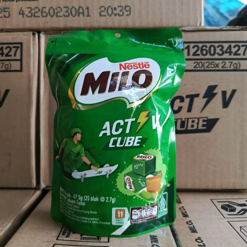 milo cube ori isi 25 pcs , milo beku ,enak Chocolate Coklat 4