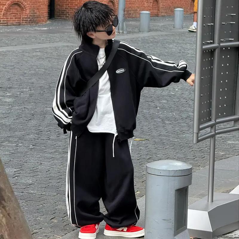   SB25_28  Set Bộ Nỉ Thể Thao Cho Bé Trai Phong Cách Hàn Quốc Form Rộng Size Từ 9kg Đến 32kg 