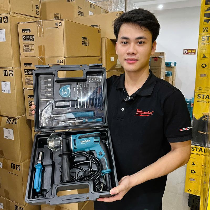 Máy khoan búa Makita (13mm) M8103KX2B kèm phụ kiện hàng chính hãng bảo hành 12 tháng