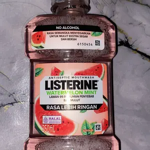 [New Arrival Day] LISTERINE Watermelon Mint Antiseptic Mouthwash / Obat Kumur Antiseptik Lawan Bau Mulut - 250 ml