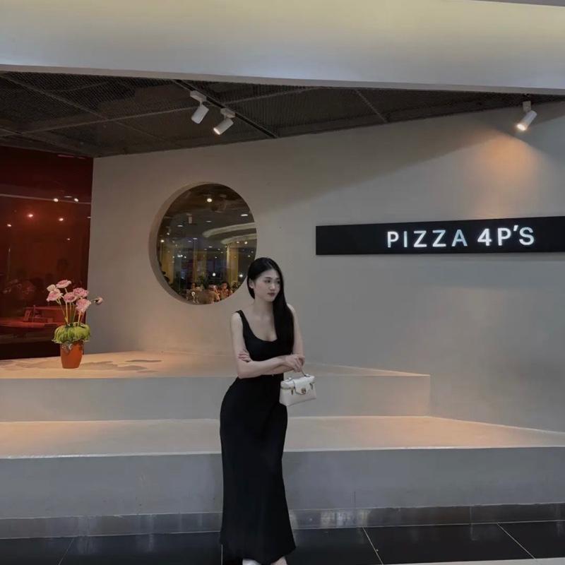 | Emiu Dress | Đầm Lụa Cổ Chữ U Đổ Lưng Không Dây Kéo Không Mút