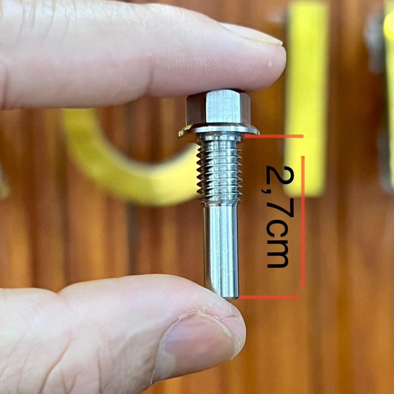 Ốc Bánh Lòng Wave,Dream Dài 2,7cm inox304 Nguyên Khối Chạy Từ Cây Láp