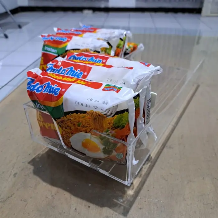 Rak Acrylic Pusher Display Mie Instan Supermarket Minimarket 3