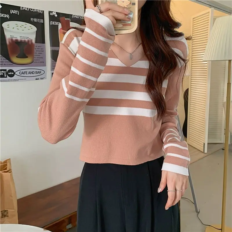 KOKO - Korean Style Long Sleeve Knit Top V-Neck Shirt cardigan korea Panjang Knitwear Wanita Crop Atasan Hitam Pendek Basic Baju Kardigan blouse rajut 3