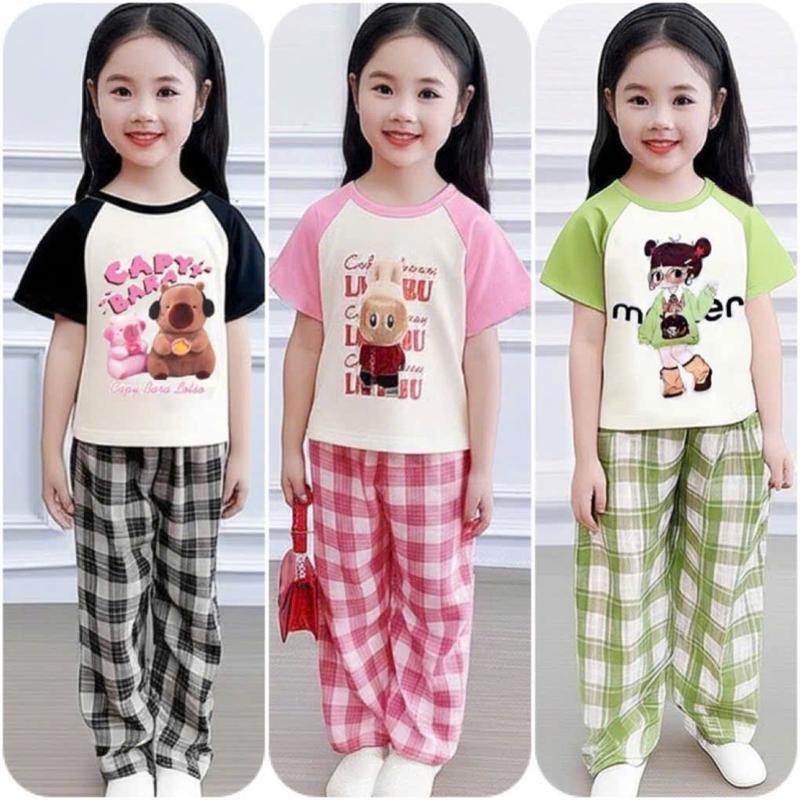 Combo 3 bộ áo cộc quần kẻ thun thái co giãn in hình Labubu và Capy Bara size 10-55kg