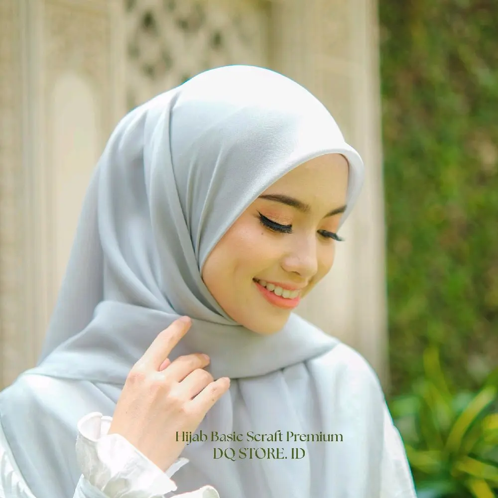 HIJAB BASIC SCRAFT SEGIEMPAT DAILY POLYCOTTON PREMIUM - BY DQ HIJAB DAILY