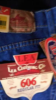 Product Review of Celana Jeans Pria 606 Standar Reguler. Ready Size 27 Sampai  39 from C**V J**R 1