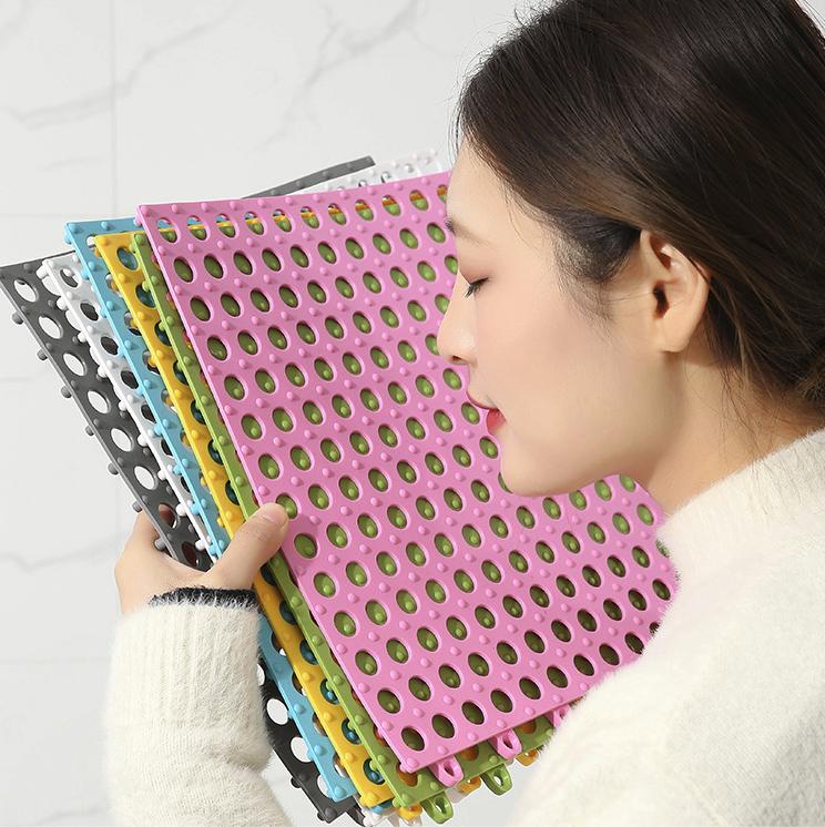 Product Introduction of Bathroom Anti-Slip Mat / Toilet / Anti-Slip Mat / Floor Mat / Bathroom Rubber Floor Tiles with Drain Holes Anti-slip Anti-slip Floor 24