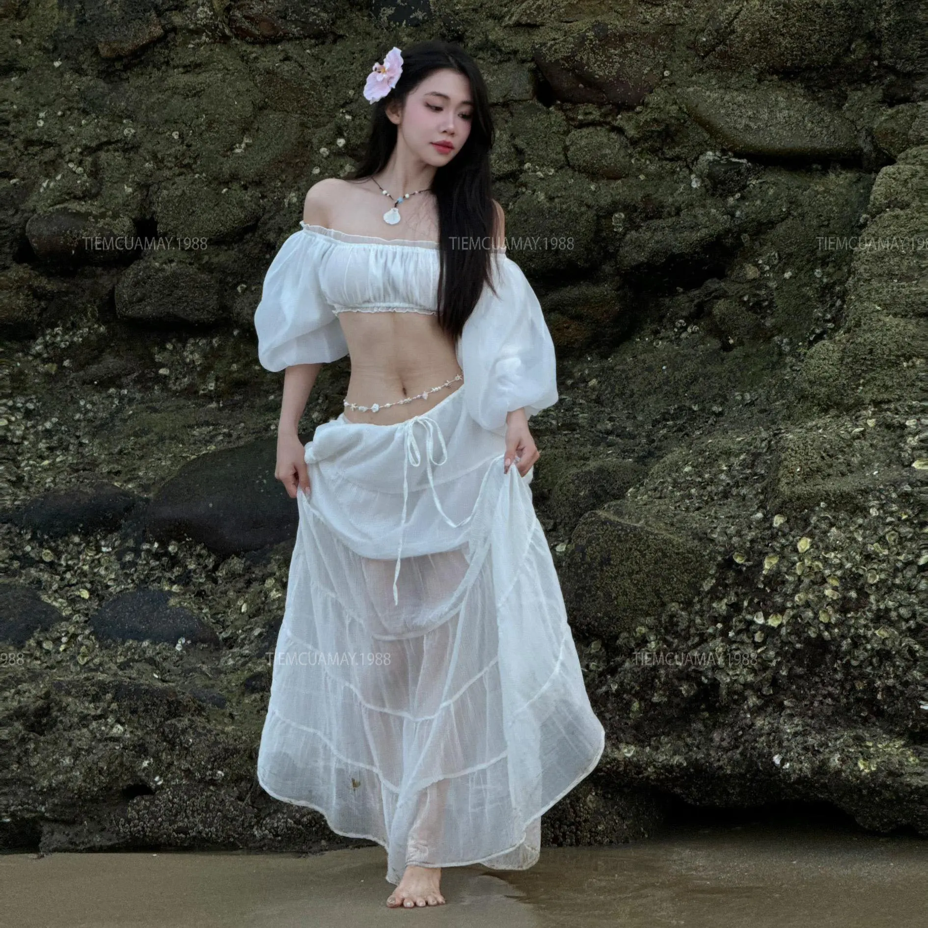 A19 - Áo Trễ Vai Tay Bồng Croptop Đi Biển Mùa Hè Phong Cách Bánh Bèo | BigBuy360 - bigbuy360.vn