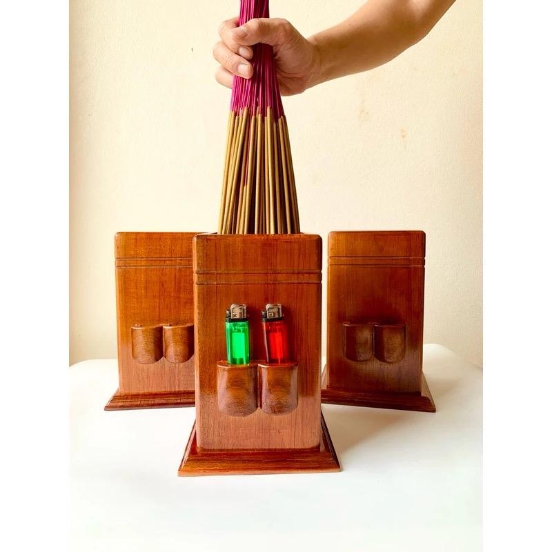 Ống đựng nhang vuông có chỗ để Bật tiện dụng sang trọng cao 27 rộng 11cm