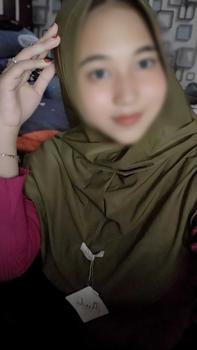 Product Review of Paket Isi 5 Pcs Hijab Model Kenan Size L Original By Aude Hijab Muslim Instan Nyaman Standar Kombinasi Kerudung from r**a 1