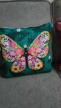 Product Review of Sarung Bantal Sofa Katun Tema Butterfly Printing Size 40 dan 50 from z**y 1